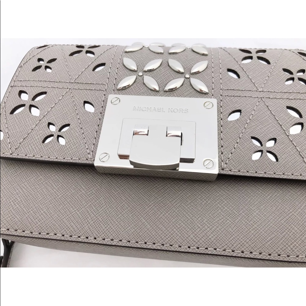 Gaby’sBags👜💕- NWT Michael Kors Small Crossbody - Picture 6 of 7